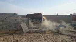 تخریب 24 قطعه دیوار کشی غیر مجاز در زمین های کشاورزی ورامین